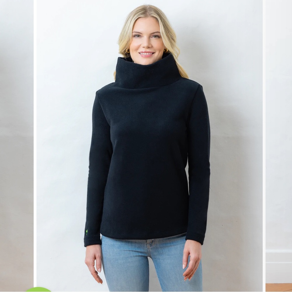 Dudley Stephens Black Greenpoint turtleneck, vello fleece, size small.